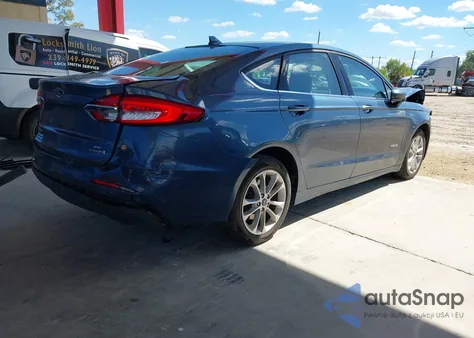 2019 Ford Fusion Hybrid Se z USA, uszkodzony, nr VIN 3FA6P0LU0KR185079